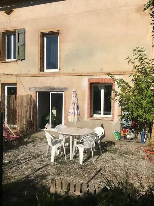 Apartment Studio Avec Jardin Coufouleux Frankreich